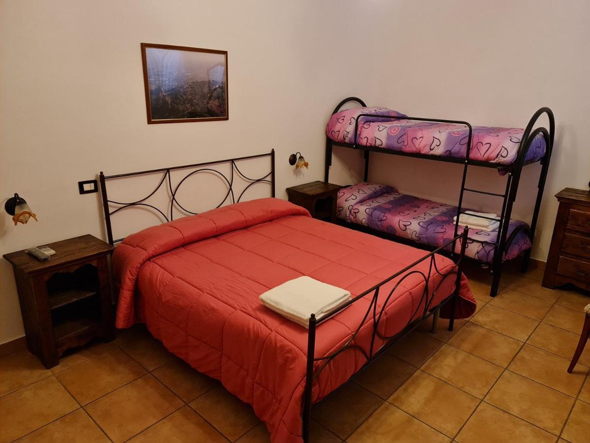 Casale Rurale Bed and Breakfast San Marco Evangelista Exteriör bild